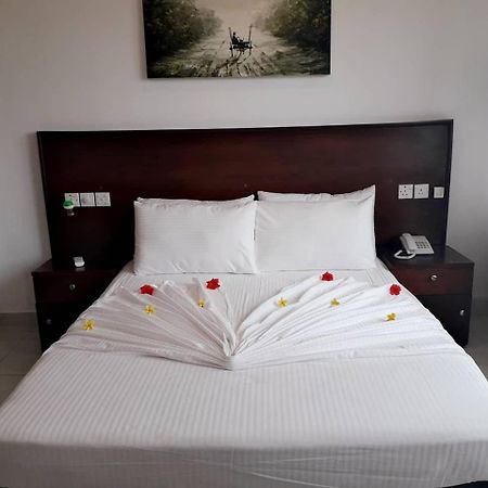 Blue Beach Villa Wadduwa Ngoại thất bức ảnh